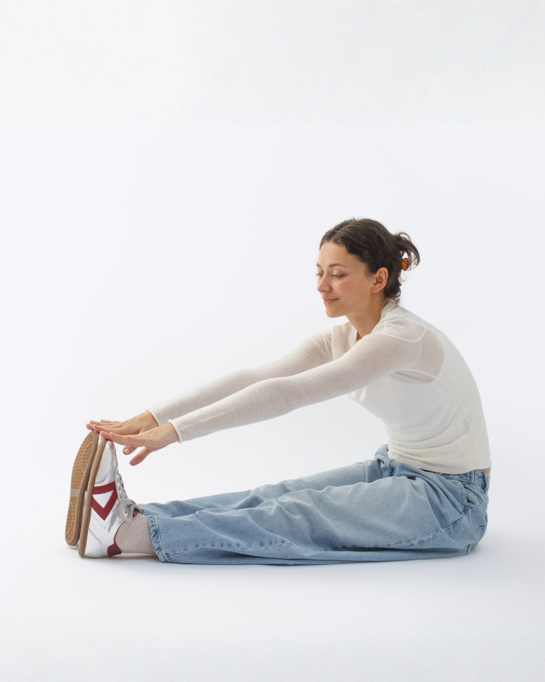 Iris Low Top Sneakers - Silver & Burgundy Leather